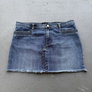 Lee Vintage Y2K Rainbow Embroidered Mid Rise Mini Jean Skirt - Blue Wms 14